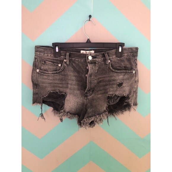We The Free Free People High Rise Denim Shorts 30 /10 Button Fly Distressed Raw - Picture 3 of 14